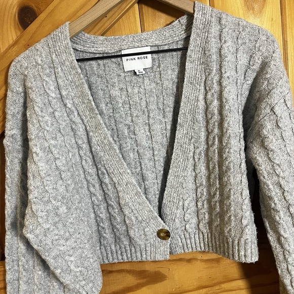 Pink Rose Gray Cropped Cable Knit Cardigan Woman's XL - Picture 2 of 12